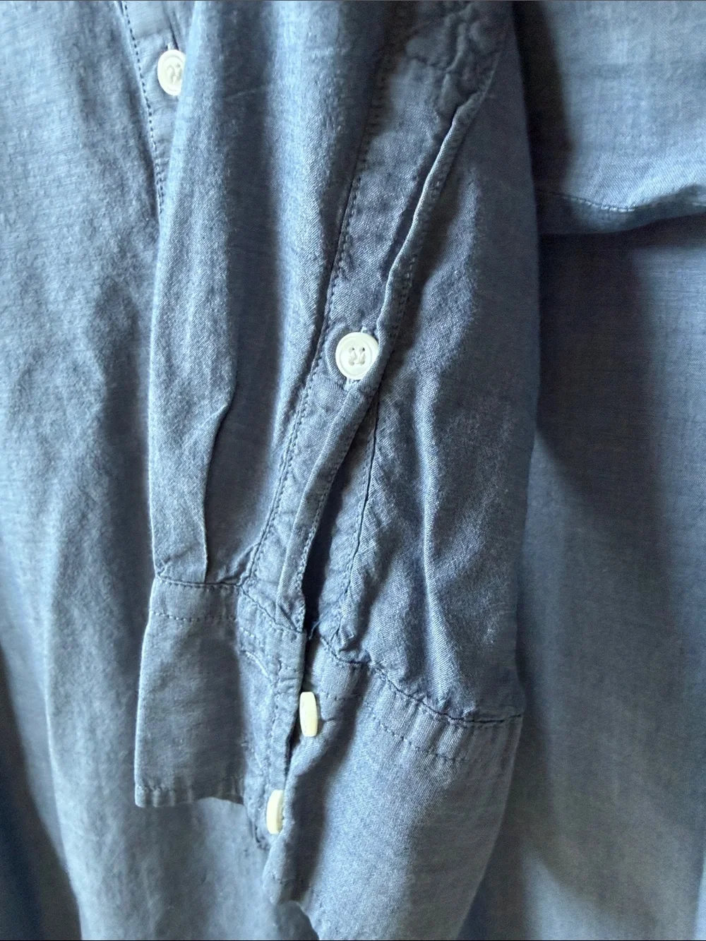 J. Crew Women’s M  Blue Long-Sleeve 3/4 Button-Down Shirt with Tie Up Sleeves